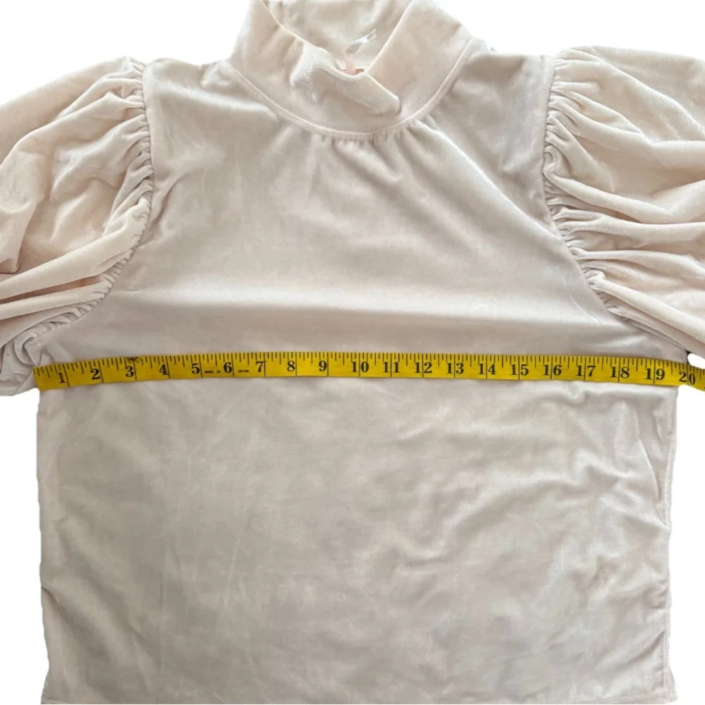 Free People Claudia Velvet T-Shirt Women’s Medium Light Pink Cream Puff‎ Sleeve